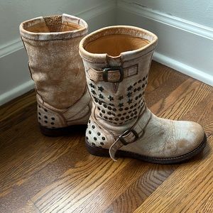 Bed Stu Wacky Harness Cowgirl Boots